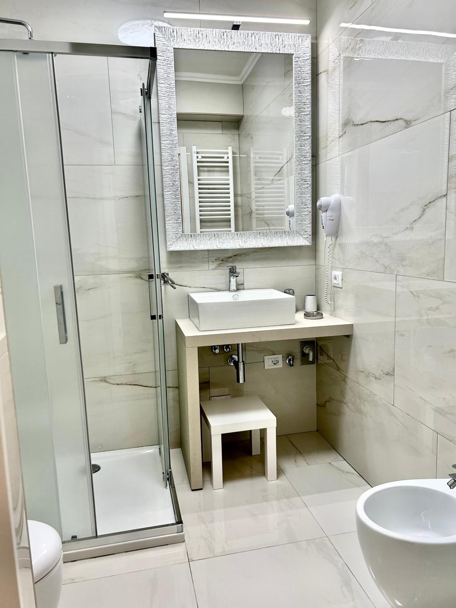 Emerald Suites Stresa Exterior foto